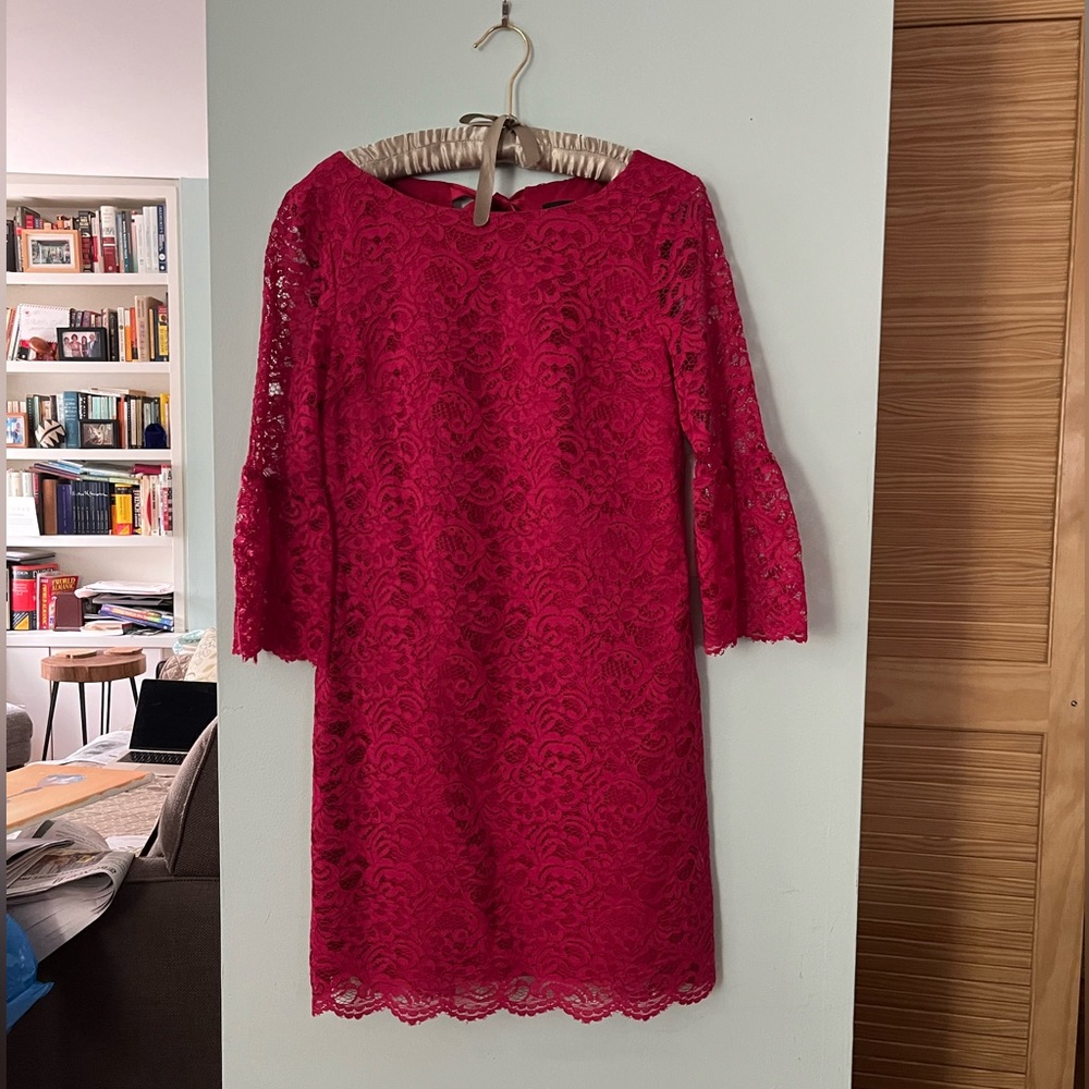 Cynthia Steffe elegant red lace shift mini dress, size 4